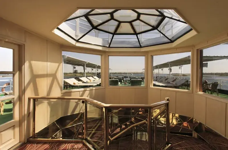 JAZ Imperial Lounge Bar | Egypt For Travel